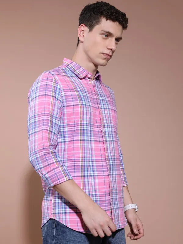 Suburbans Men Pink Checked Slim Fit Casual Shirts