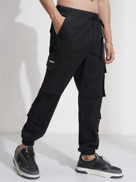 Suburbans  Men Black Relaxed Fit Solid Cargos