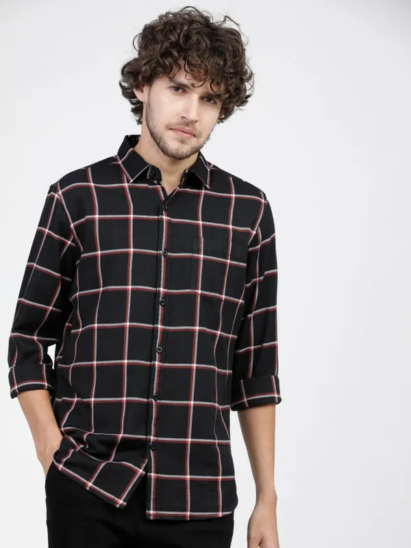 Suburbans Men Black Checked Slim Fit Casual Shirts