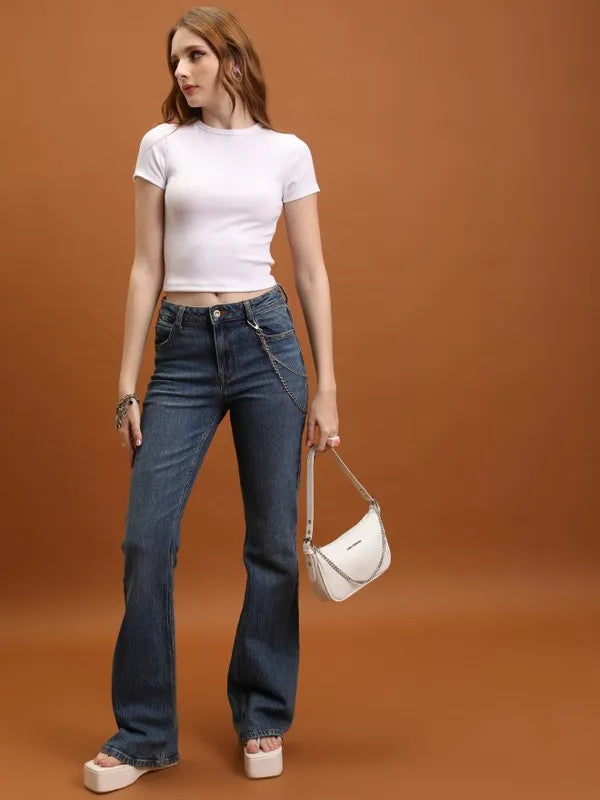 Suburbans Women White Solid Fitted Tops