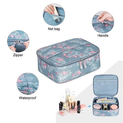 Waterproof 4 Partition Small Capacity Toiletry Bag (Random)