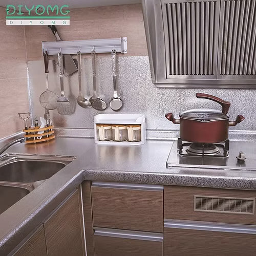 Silver Oil Proof Kitchen Wallpaper 300 cm * 40 cm