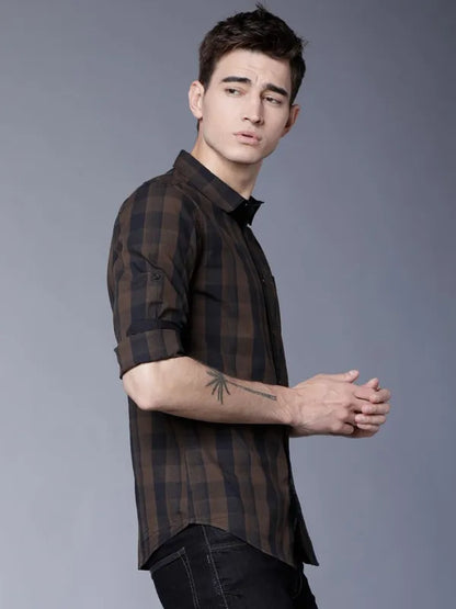 Suburbans Men Brown Checked Slim Fit Casual Shirts