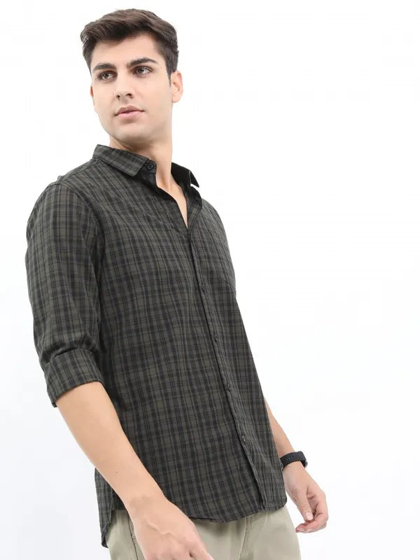 Suburbans Men Olive Checked Slim Fit Casual Shirts