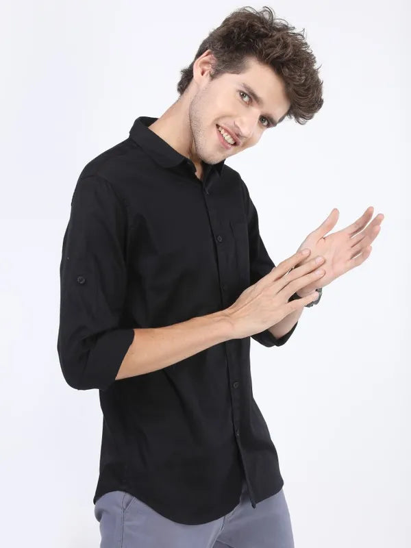 Suburbans Men Black Solid Slim Fit Casual Shirts