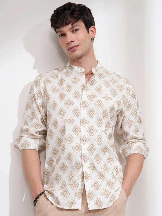 Men White Printed Slim Fit Casual Shirt