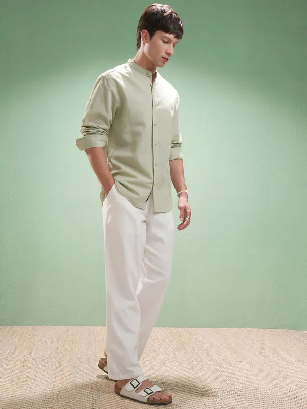 Suburbans Men Green Self Design Relaxed Fit Casual Shirt