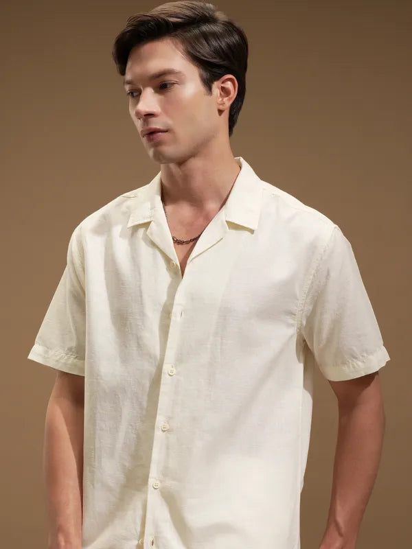 Suburbans Men Off White Self Design Relaxed Fit Casual Shirt