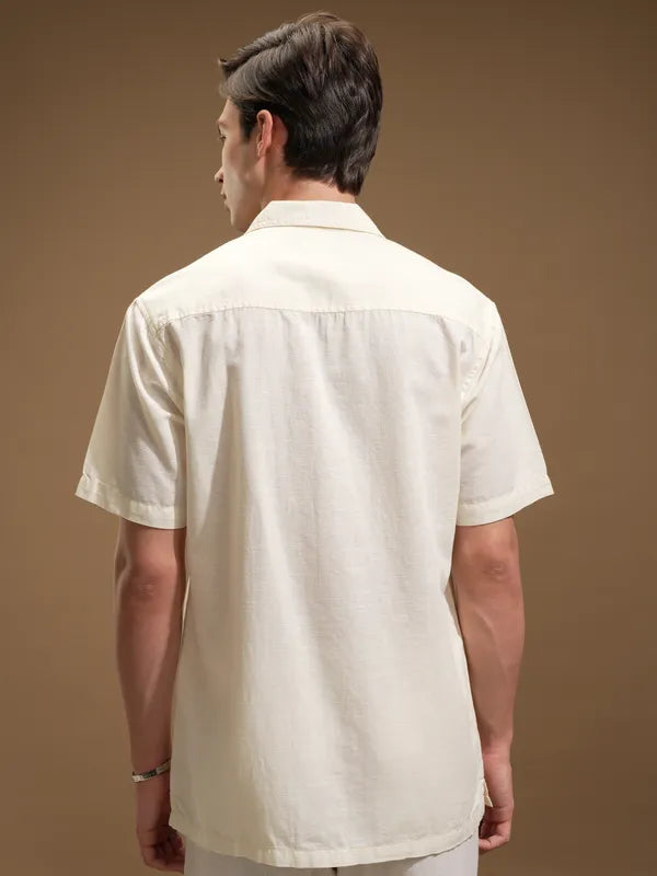 Suburbans Men Off White Self Design Relaxed Fit Casual Shirt