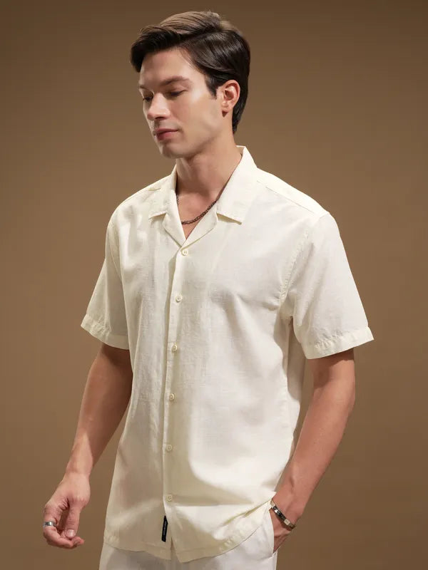 Suburbans Men Off White Self Design Relaxed Fit Casual Shirt