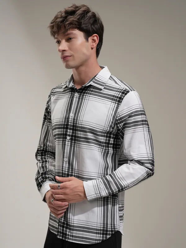 Suburbans Men White Checked Slim Fit Casual Shirt