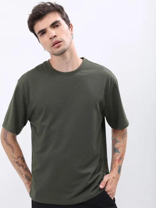 Suburbans Men Olive Solid Oversized Fit T-Shirt