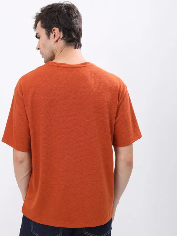 Suburbans Men Terracotta Solid Round Neck T-Shirts