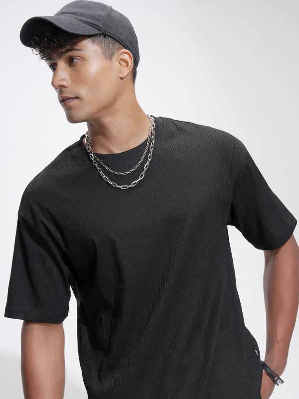 Suburbans Men Black Self Design Relaxed Fit T-Shirt