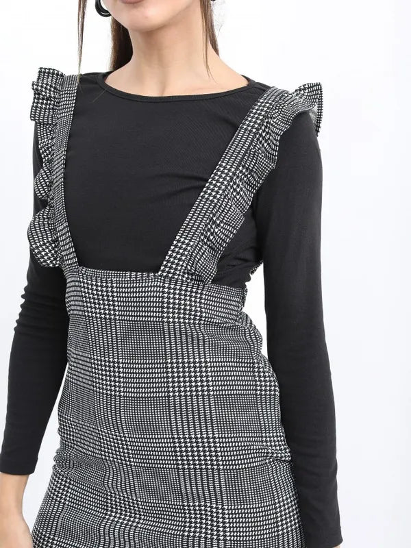Suburbans  Women Black Checked Bodycon Dresses