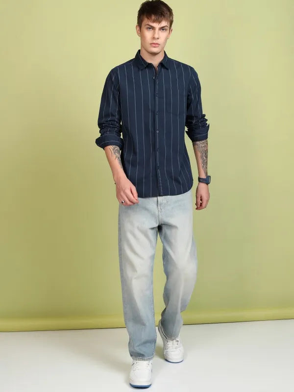 Suburbans Men Navy Blue Striped Slim Fit Casual Shirt