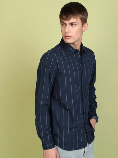 Suburbans Men Navy Blue Striped Slim Fit Casual Shirt