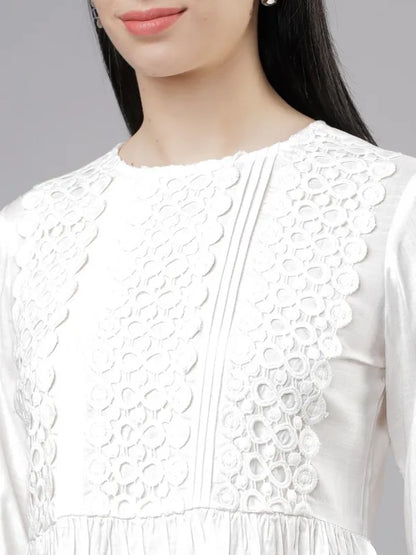 SuburbansWomen Off White Solid Peplum Tops