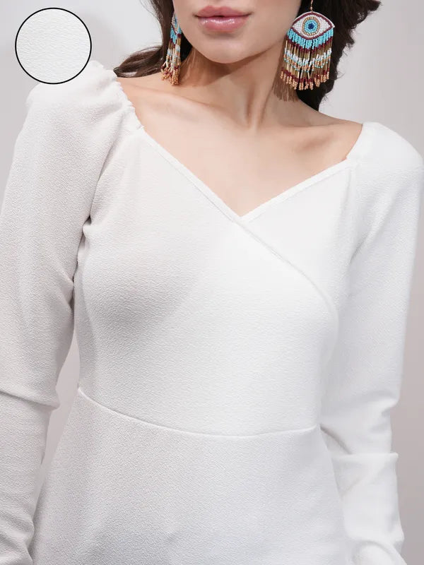 Suburbans  Women White Solid Fitted Tops