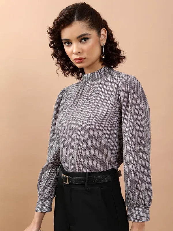 Suburbans  Women White Printed Blouson Tops