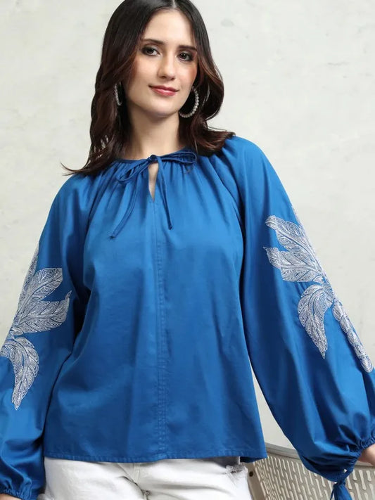 Suburbans   Women Blue Solid Regular Top