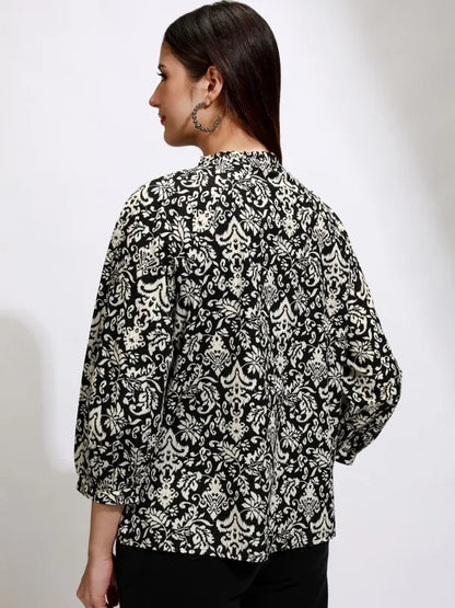 Suburbans  Women Black Printed Regular Top