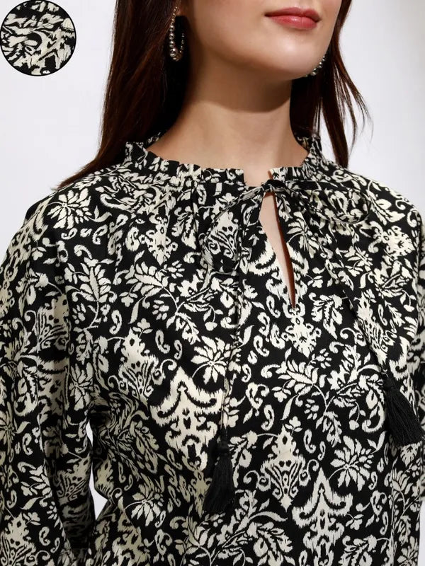 Suburbans  Women Black Printed Regular Top