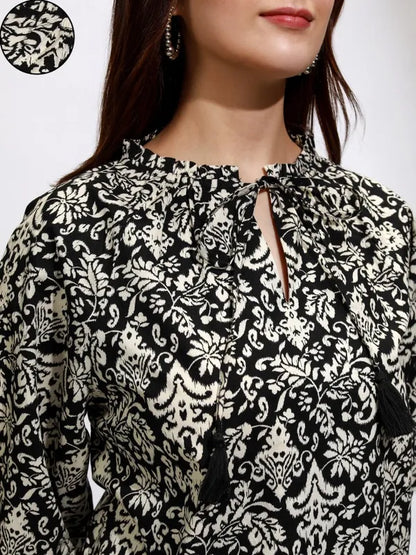 Suburbans  Women Black Printed Regular Top